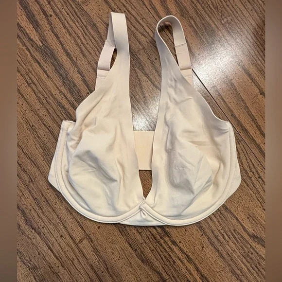 SKIMS women’s bra 32DDD unlined wired bra - Picture 1 of 7